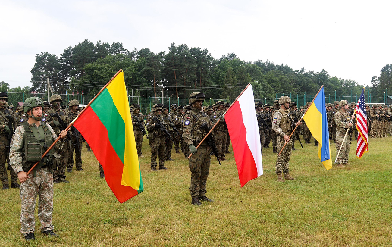 Не только НАТО и ЕС. Как и зачем Украина создает альянсы с ближайшими соседями